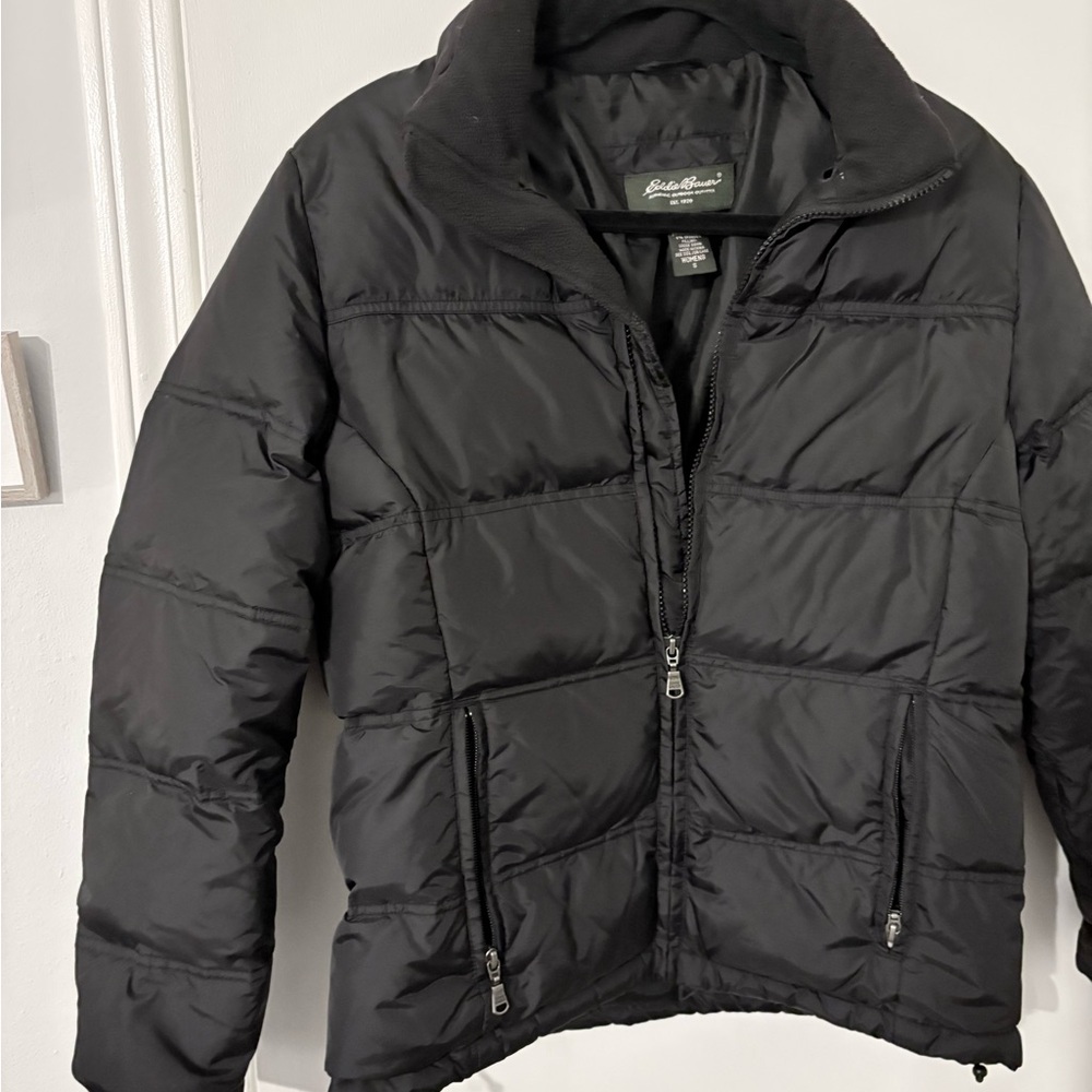 Eddie Bauer Black puffer Jacket / goose down